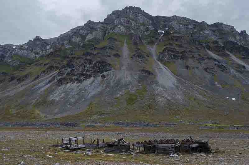 152 - Noruega - islas Svalbard - isla de Spitsbergen - Ingeborgfjellet - antiguo asentamiento minero